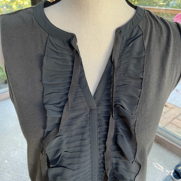 LOFT tank top size M - Picture 2 of 4